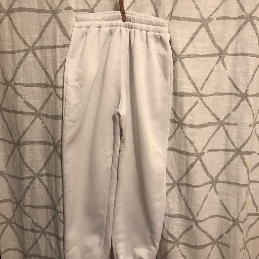 Shein: medium plain white sweat plants